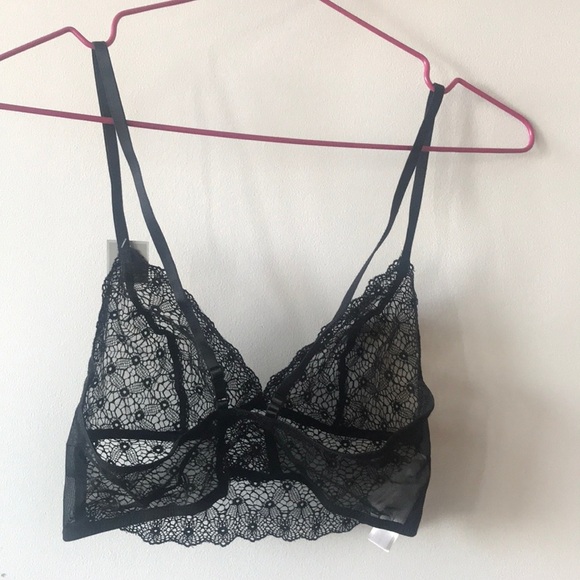 💰PRICE DROP💰Lace bralette - Picture 2 of 4